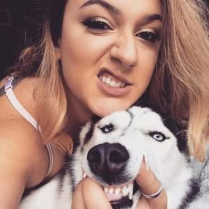 Meet your Posher, Stacy